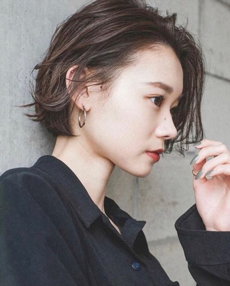 21年 ショートのパーマヘアスタイル 髪型 前髪あり 前髪なし ゆるふわ 強めくるくる 黒髪 Lala Magazine ララマガジン