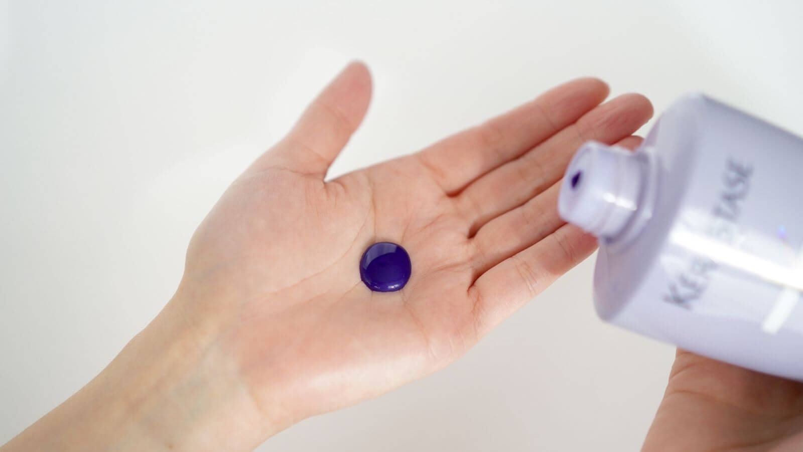 ケラスターゼ 紫シャンプーの効果的な使い方：毎日はNG?放置時間や使用頻度【美容師監修】