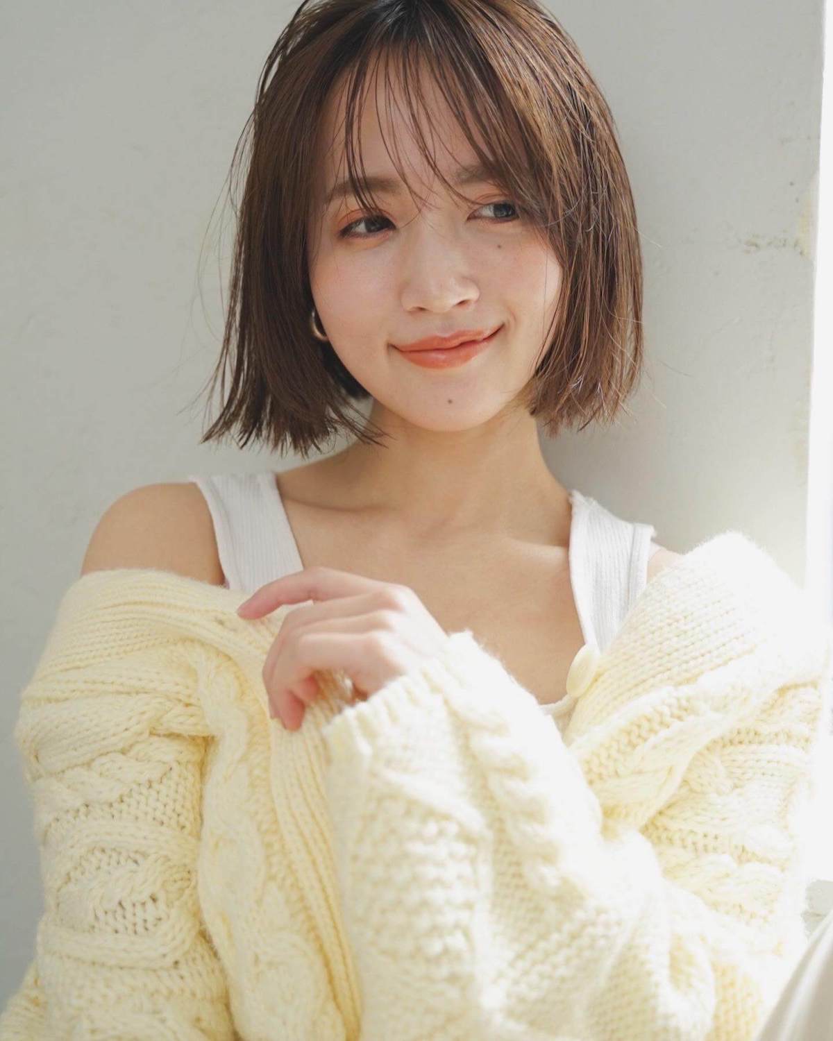 50代のかっこいい前髪ありショートボブのヘアスタイル15選 おばさんっぽくならない髪型 Lala Magazine ララ マガジン