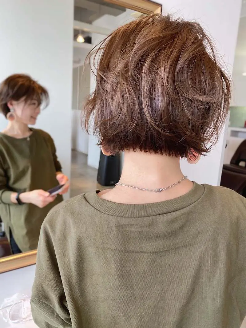 40代 50代のやってはいけない 痛い髪型 とは おばさんぽくない髪型15選 若見えヘアスタイルを厳選 Lala Magazine ララ マガジン